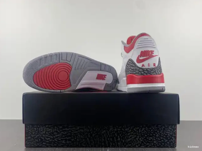 Rep 3 Fire Jordan Air OG Red DN3707-160 0430
